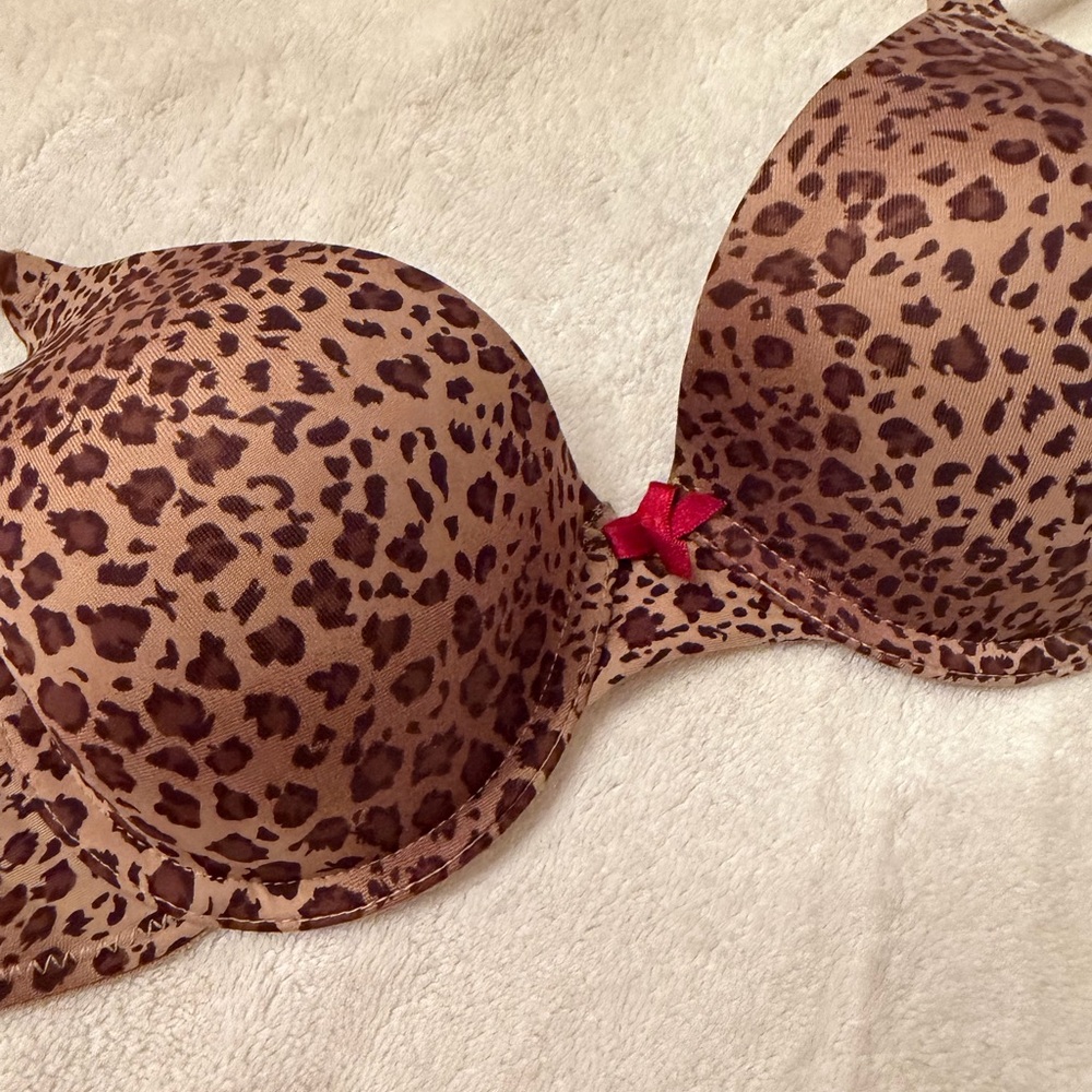Maidenform Leopard Print Bra with Red Accent